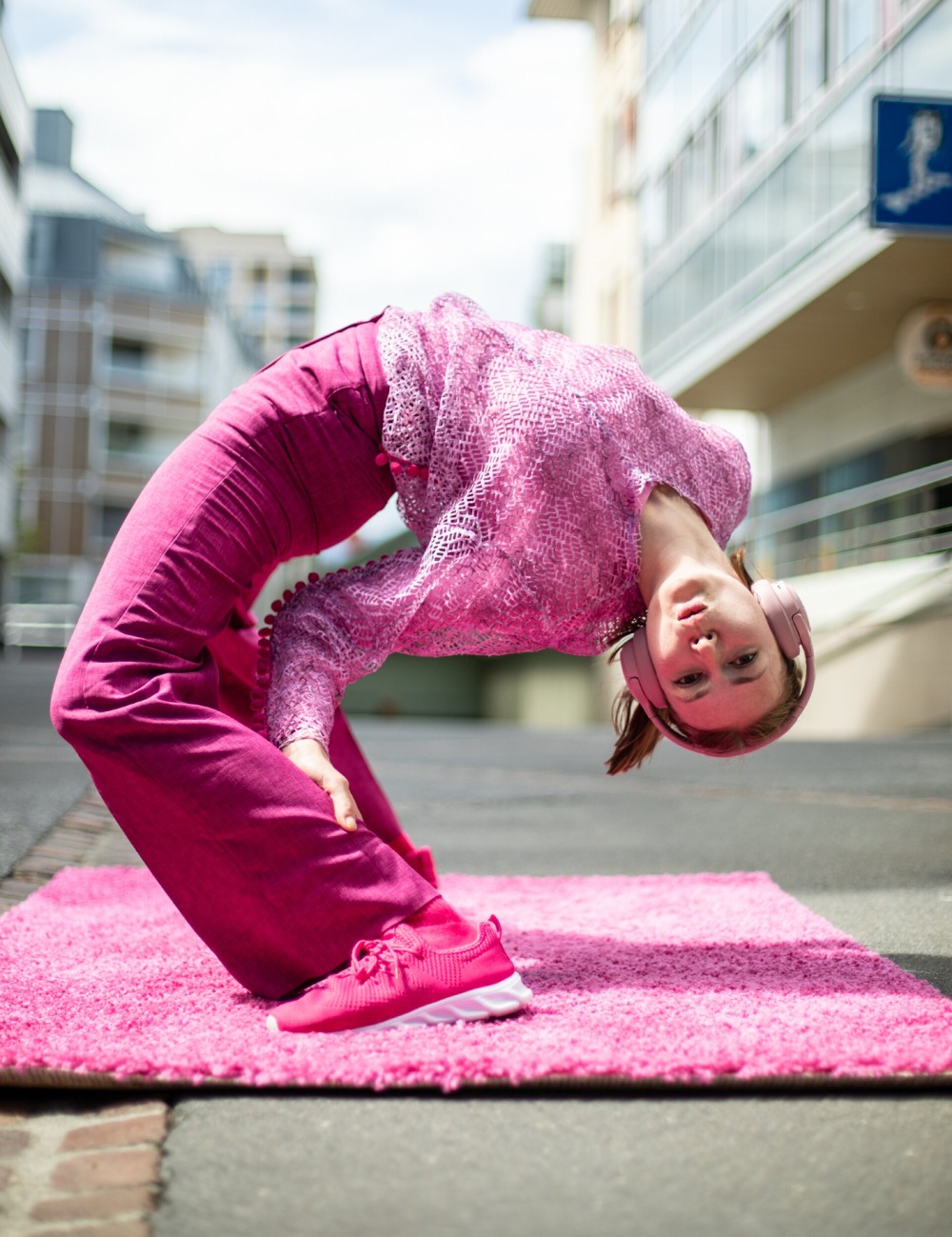 Immagine Evento Danza: PINK CARPET - Cie Nunzio Impellizzeri - Giornata mondiale dell’Alzheimer | Calendario Valtellinese