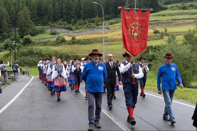 Valdidentro, la XX Rassegna Bandistica sfida le nuvole e regala emozioni in musica | Blog di Valendario Valtellinese