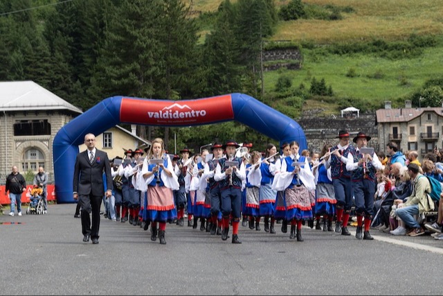 Valdidentro, la XX Rassegna Bandistica sfida le nuvole e regala emozioni in musica | Blog di Valendario Valtellinese