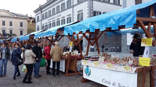 Formaggi in piazza e La via dei Palazzi | Blog di Valendario Valtellinese