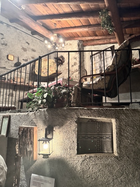 Un grappolo d'oro con botto | Blog di Valendario Valtellinese