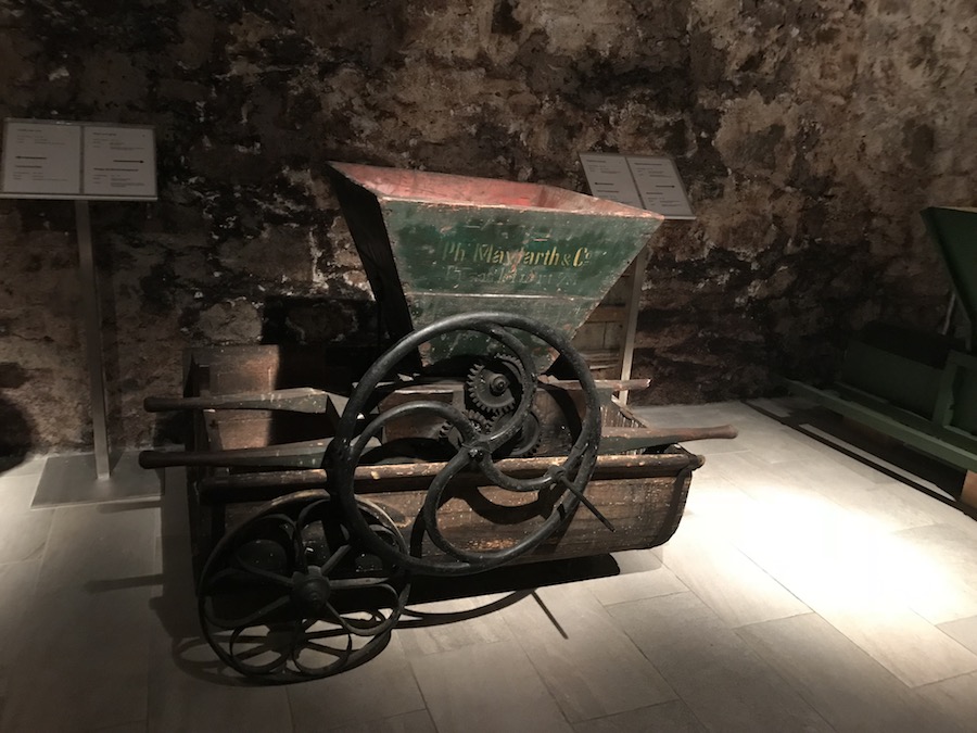 Un nuovo quadro di Segantini sul vino Valtellina | Blog di Valendario Valtellinese