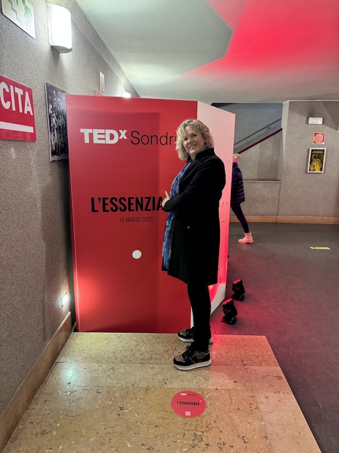 TEDx Sondrio 2025: Alla scoperta dell’Essenziale | Blog di Valendario Valtellinese