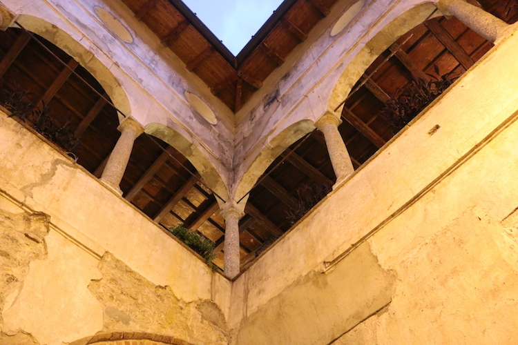 Una notte bianca in cantina | Blog di Valendario Valtellinese