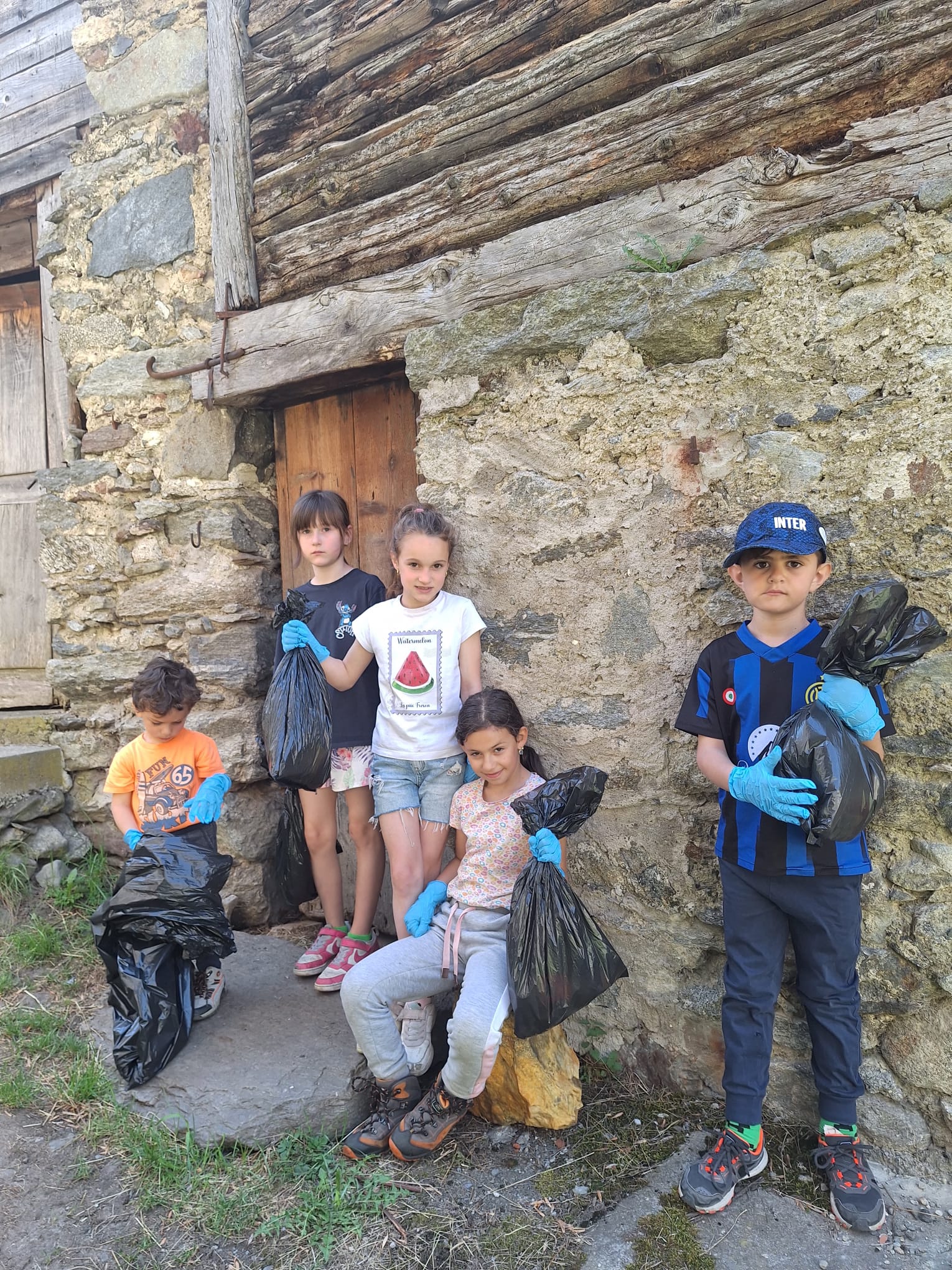 Immagine gallery articolo Grande partecipazione per la Giornata Ecologica 2026 a Sondalo: un segnale positivo per il territorio