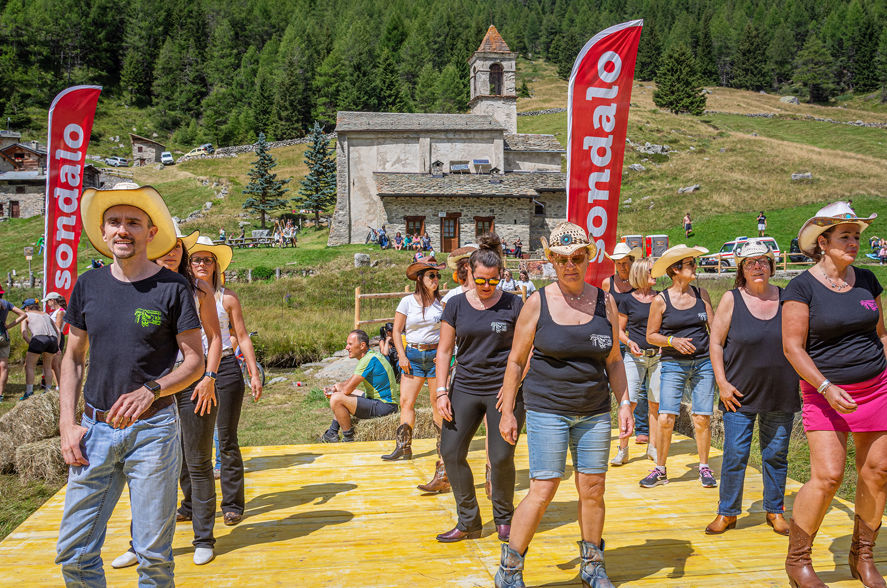 Immagine gallery articolo Saór de Rèzel 2025: la festa in alta quota che ha fatto innamorare la Val di Rezzalo