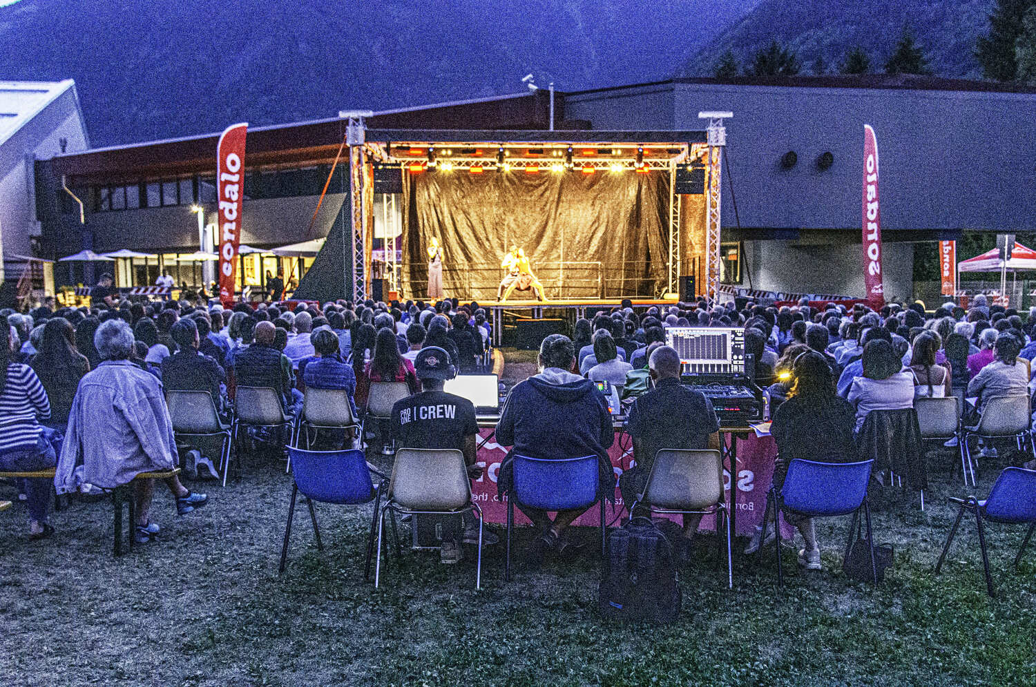 Immagine gallery articolo Galà sotto le Stelle: una serata di emozioni per celebrare i talenti di Sondalo