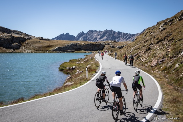 Immagine gallery articolo Il calendario completo dell’iniziativa che prevede la chiusura al traffico motorizzato di diverse strade della provincia di Sondrio
