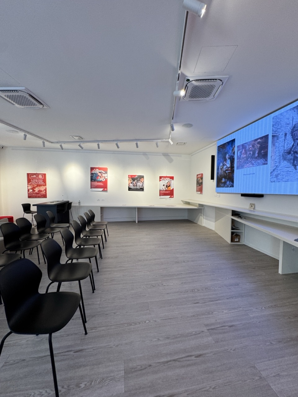 Immagine gallery azienda Spazio Garibaldi Sondrio