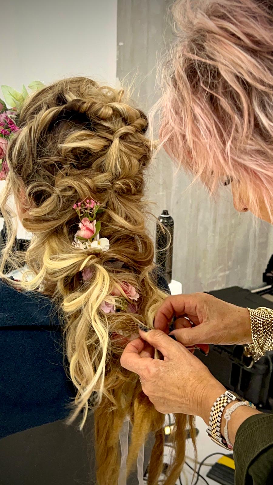 Immagine gallery azienda Look Center - Hair art -make up and Style