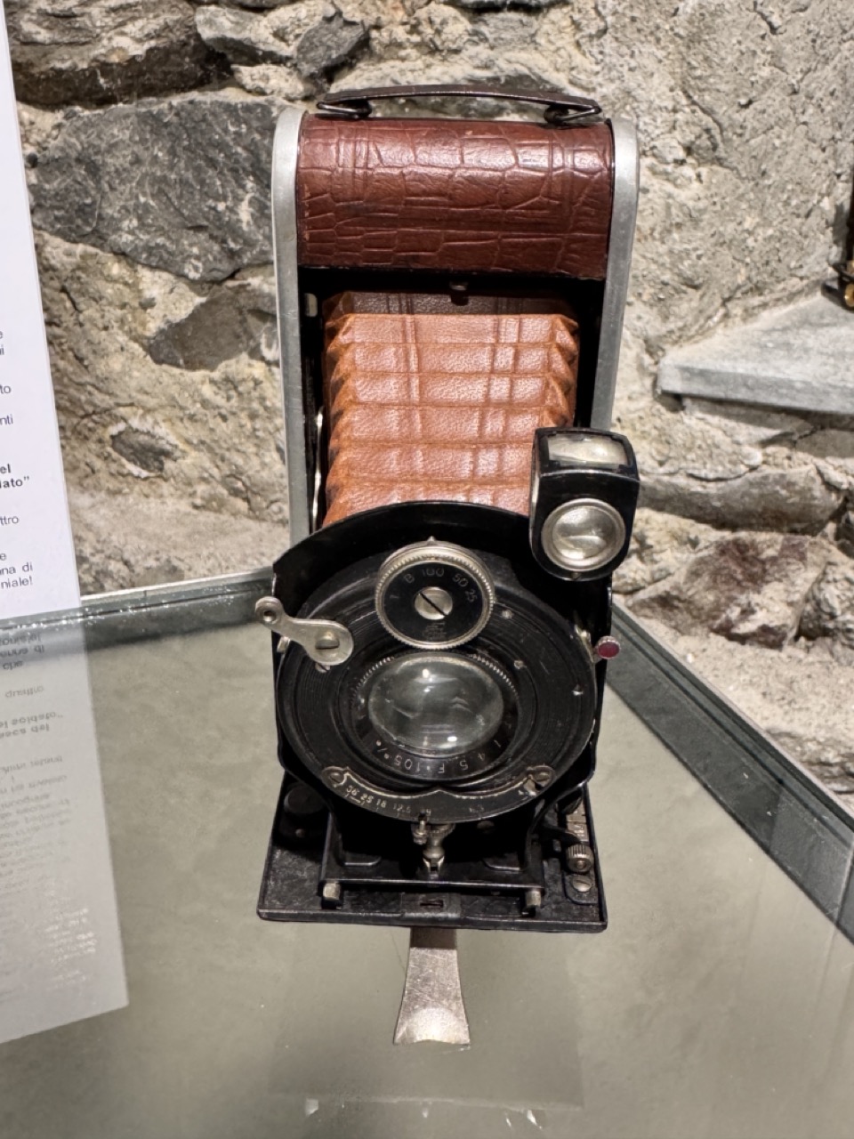 Immagine gallery articolo Una mostra che profuma di passato in bianco e nero…