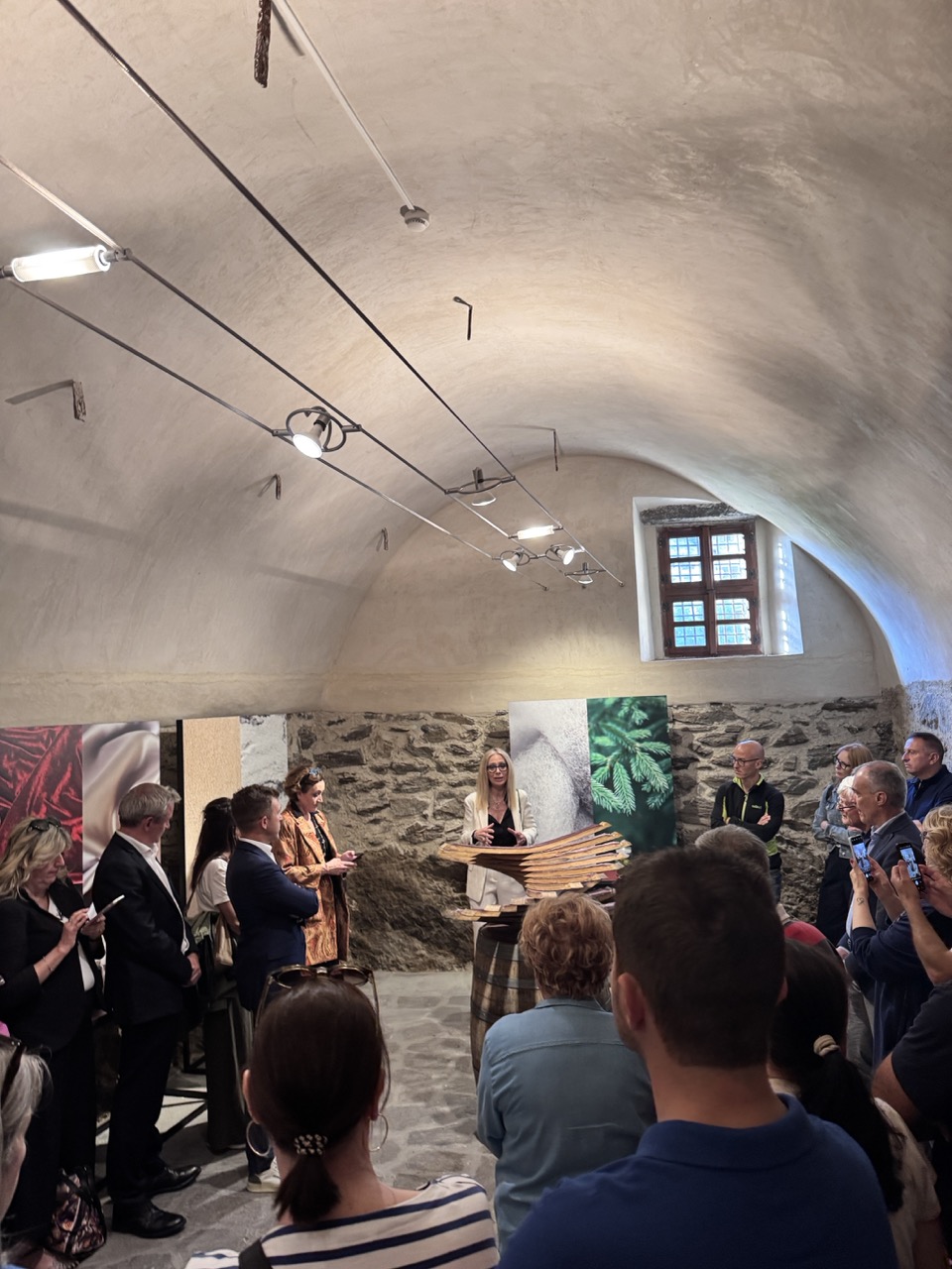 Immagine gallery articolo Palazzo Besta e il vino raccontato con tutti i sensi