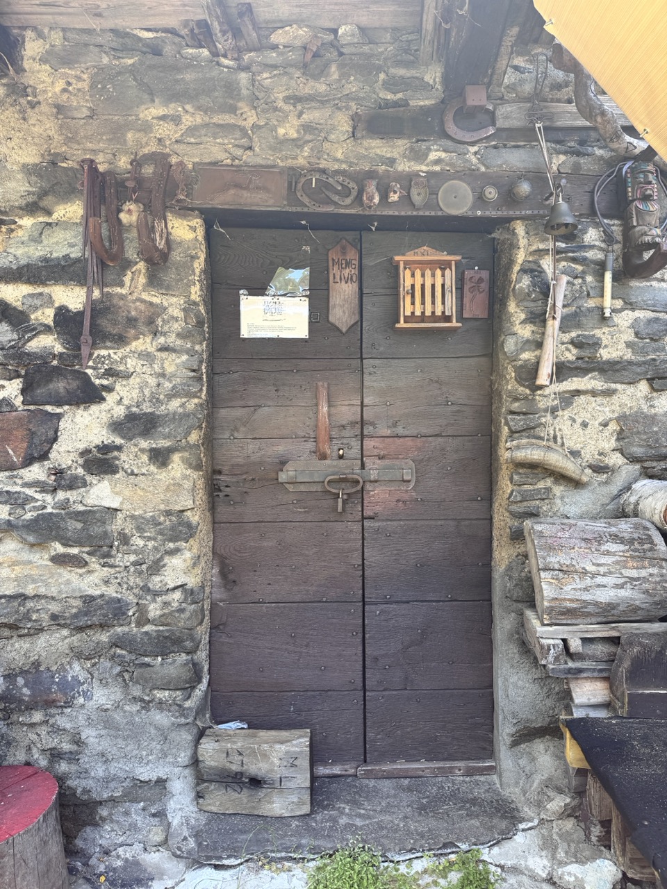 Immagine gallery articolo Una giornata a Sostila, il paese fantasma