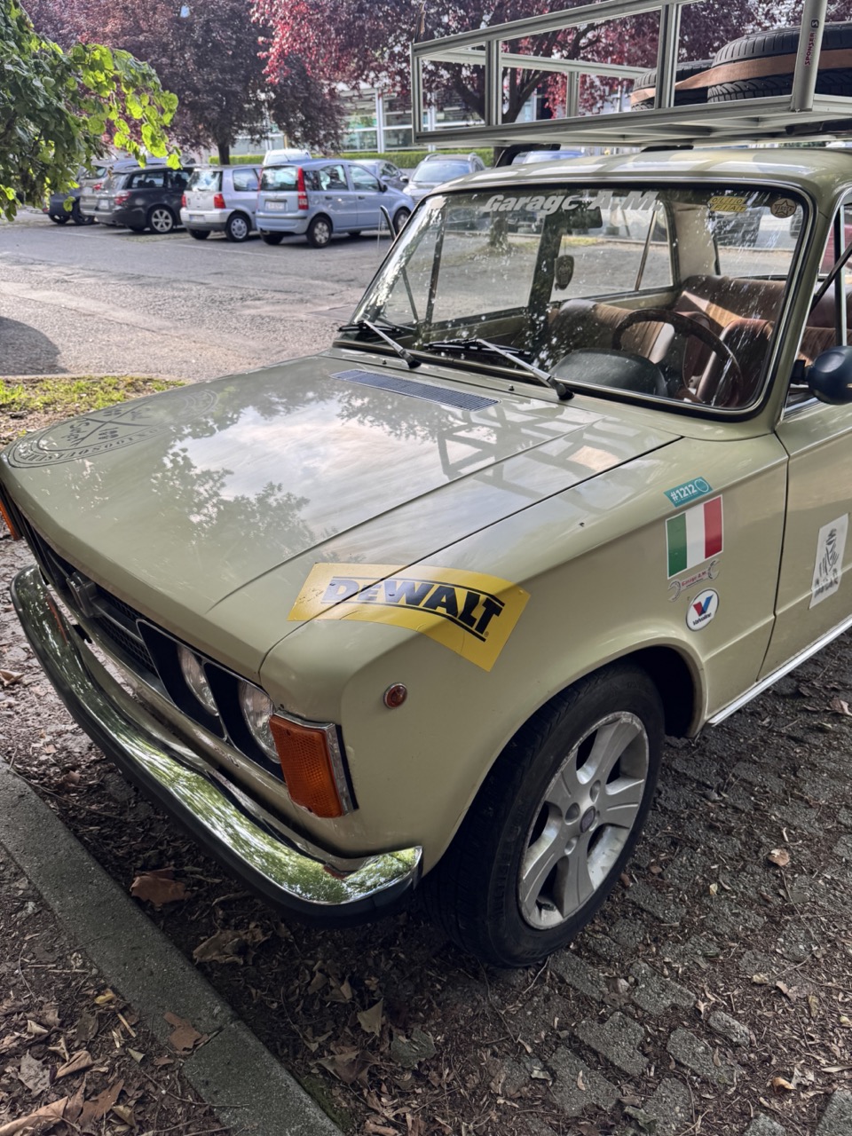 Immagine gallery articolo Joy Ride Mongol Rally 2025: quattro amici, una Fiat 124 e un sogno che riparte