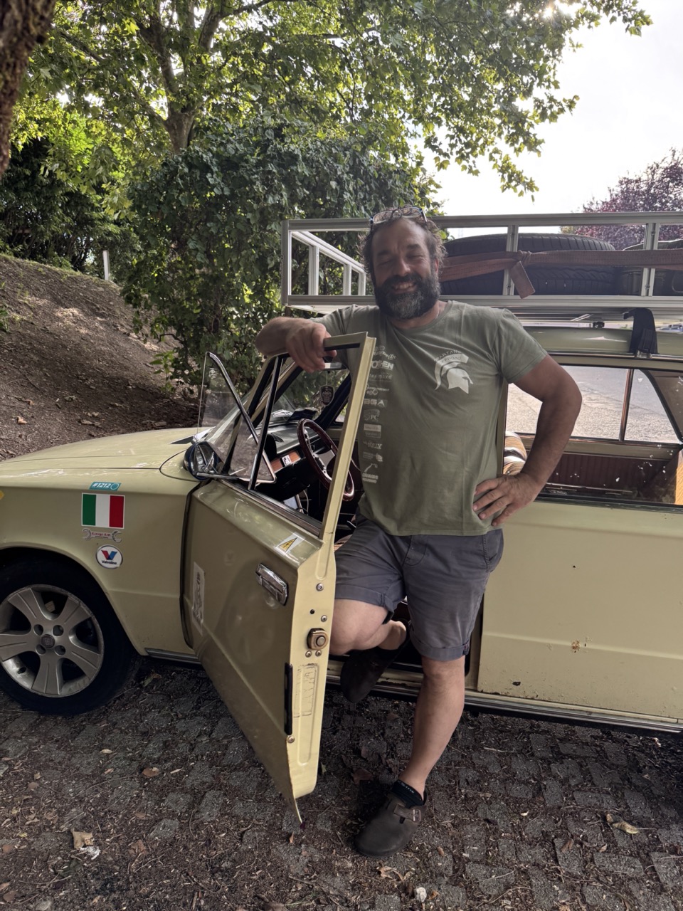 Immagine gallery articolo Joy Ride Mongol Rally 2025: quattro amici, una Fiat 124 e un sogno che riparte
