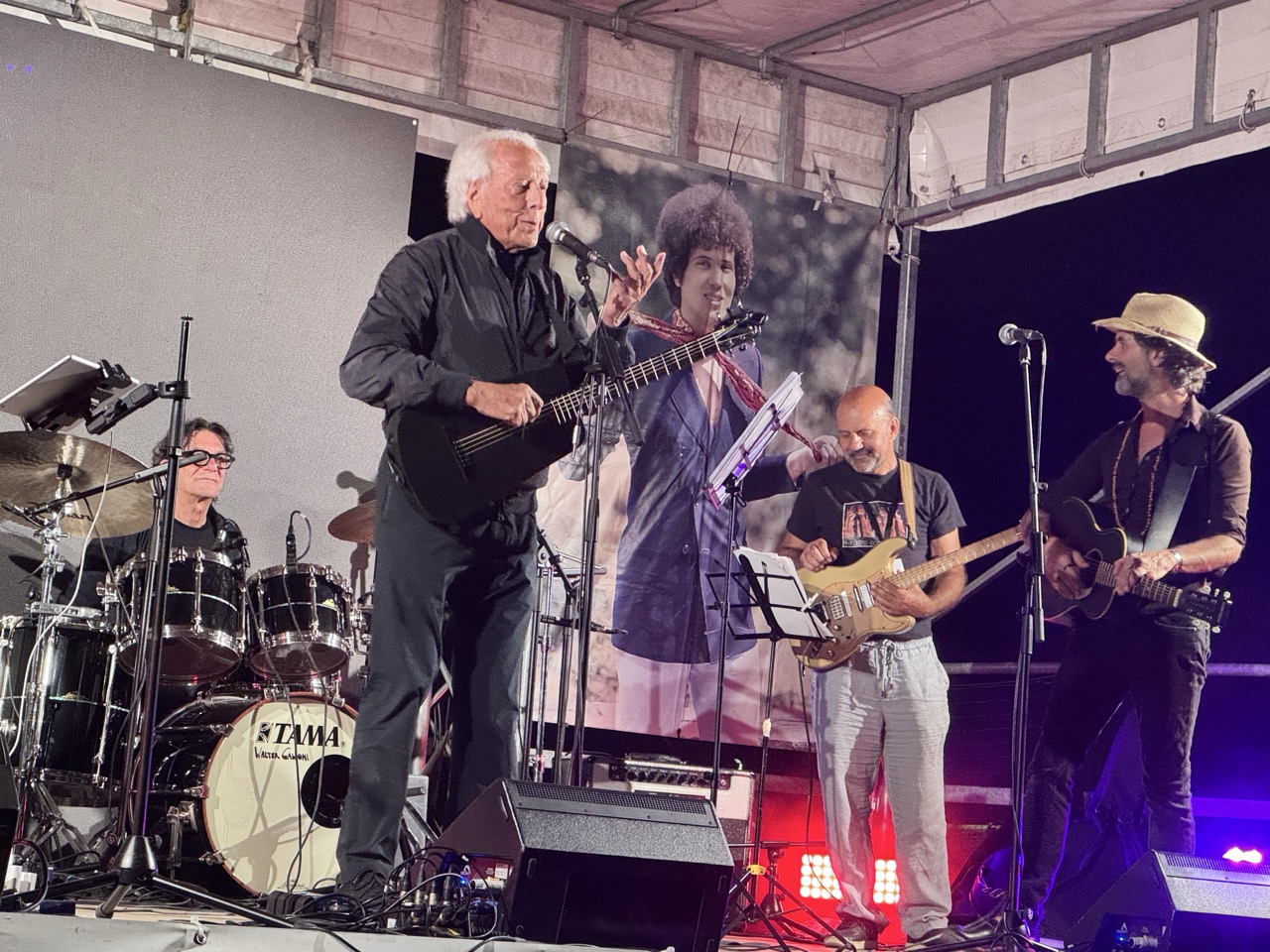 Immagine gallery articolo Lanzada canta Battisti con Mario Lavezzi e Il Nostro Canto Libero: che serata!