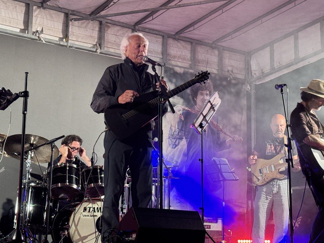 Immagine gallery articolo Lanzada canta Battisti con Mario Lavezzi e Il Nostro Canto Libero: che serata!