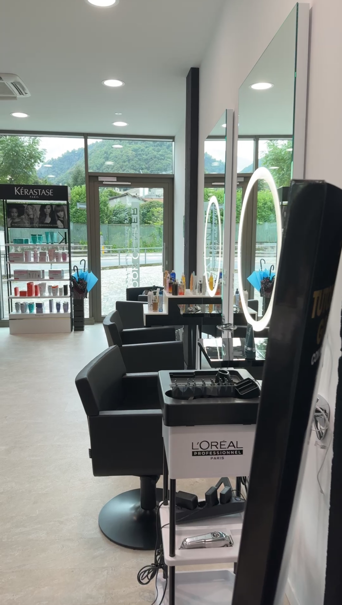 Immagine gallery azienda Look Center - Hair art -make up and Style