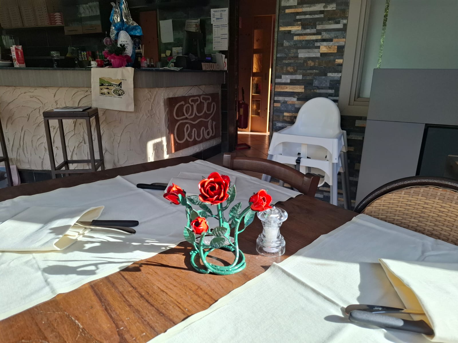 Immagine gallery azienda Osteria da Cotti & Crudi - Pizzeria