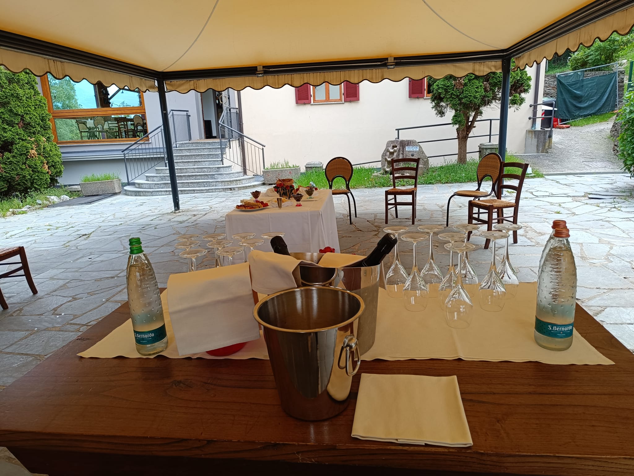 Immagine gallery azienda Osteria da Cotti & Crudi - Pizzeria