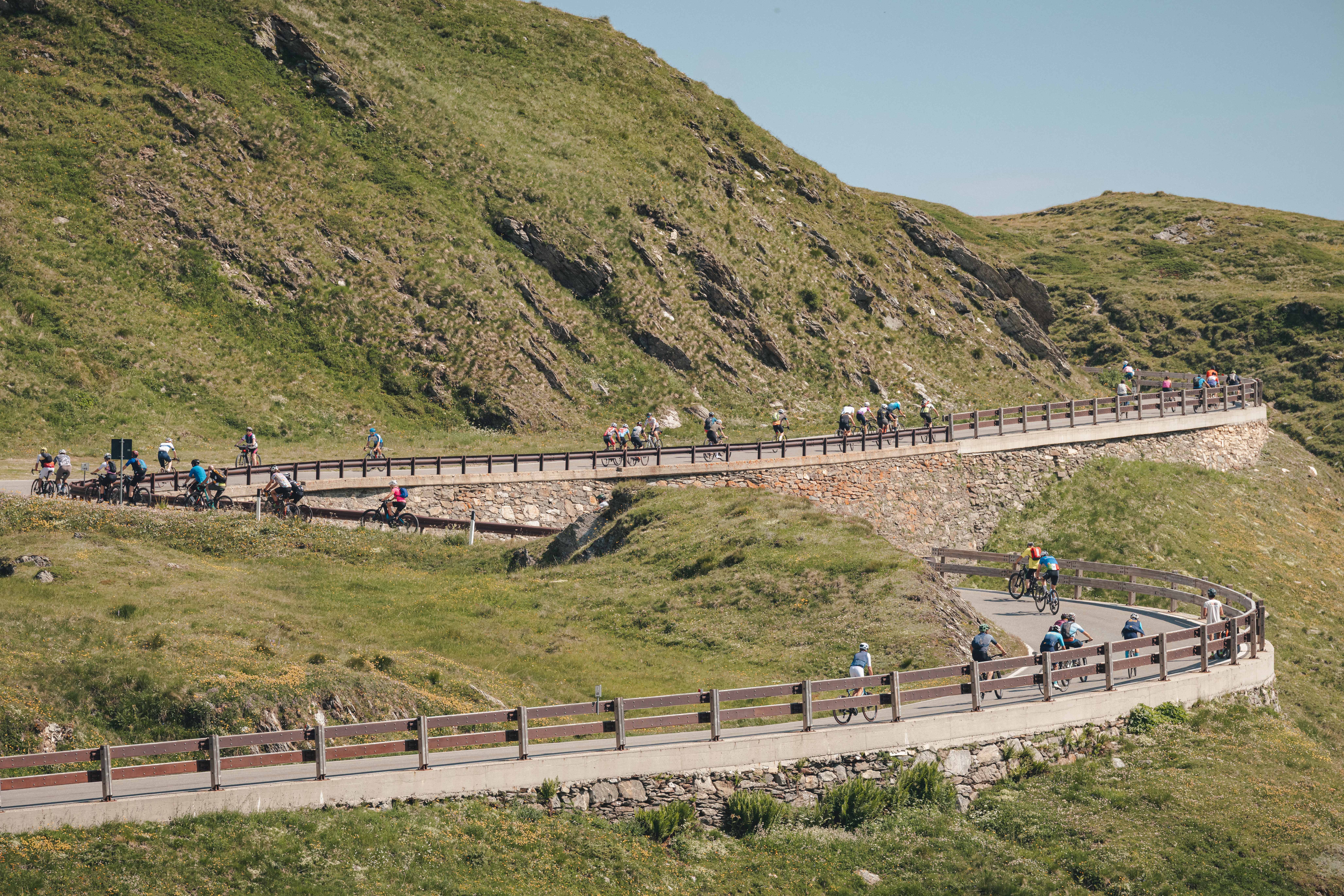 Immagine gallery articolo Enjoy Stelvio Valtellina: oltre 8.000 passaggi al Passo dello Spluga