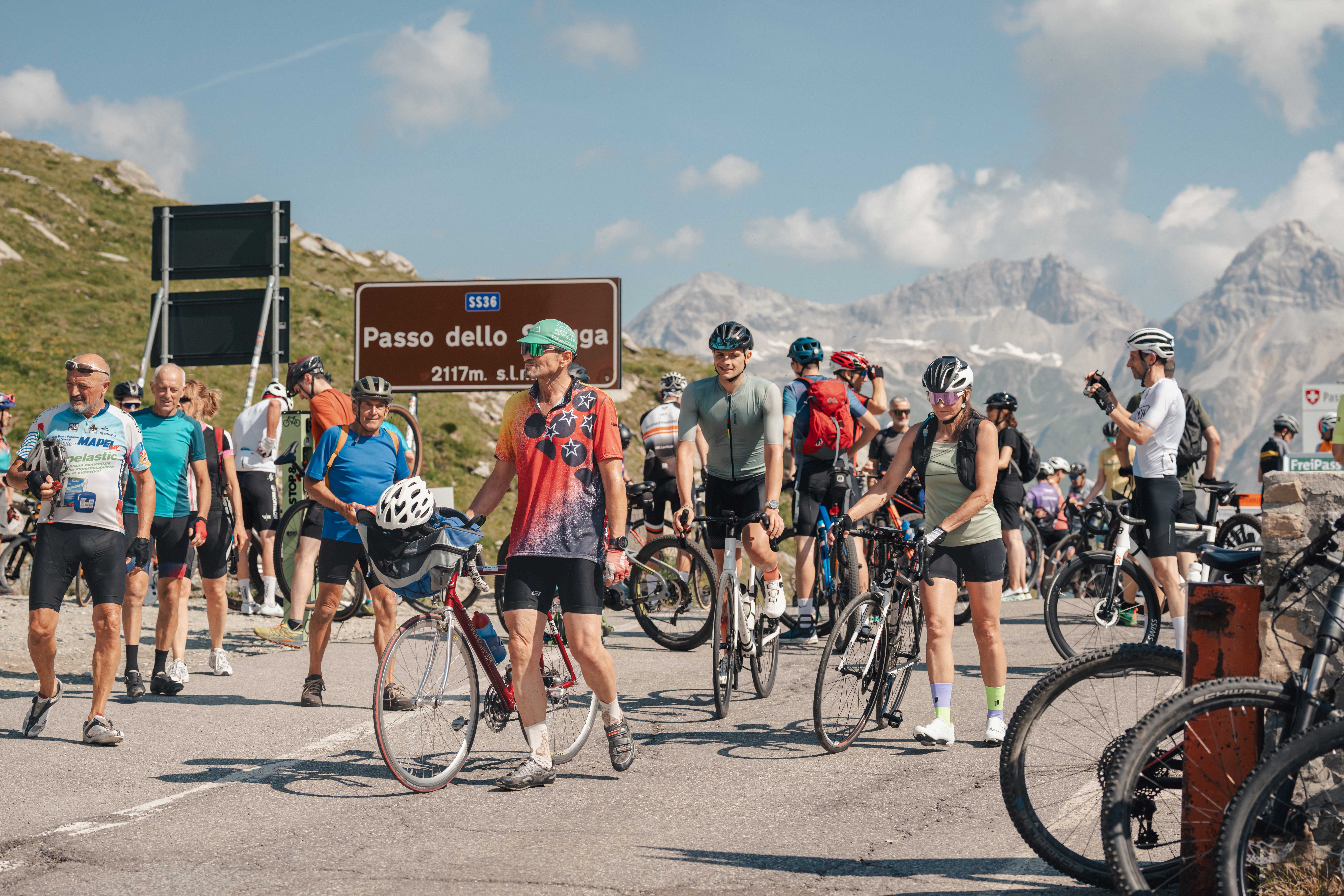 Immagine gallery articolo Enjoy Stelvio Valtellina: oltre 8.000 passaggi al Passo dello Spluga