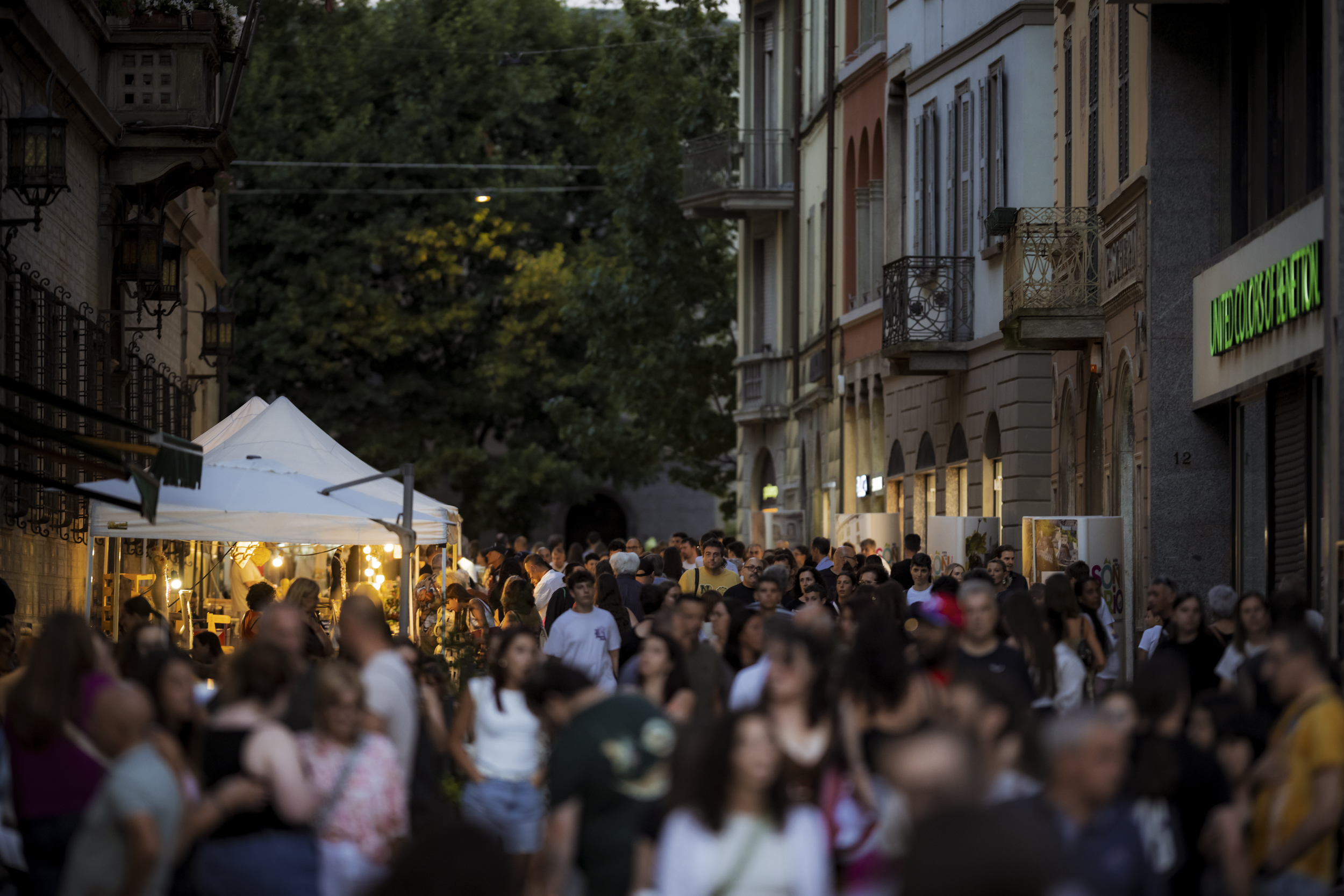 Immagine gallery articolo Sondrio città della musica: un tripudio per i grandi successi di Battisti e Mogol