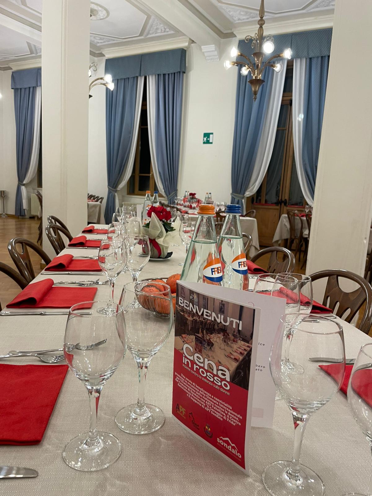 Immagine gallery articolo Cena in rosso 2025