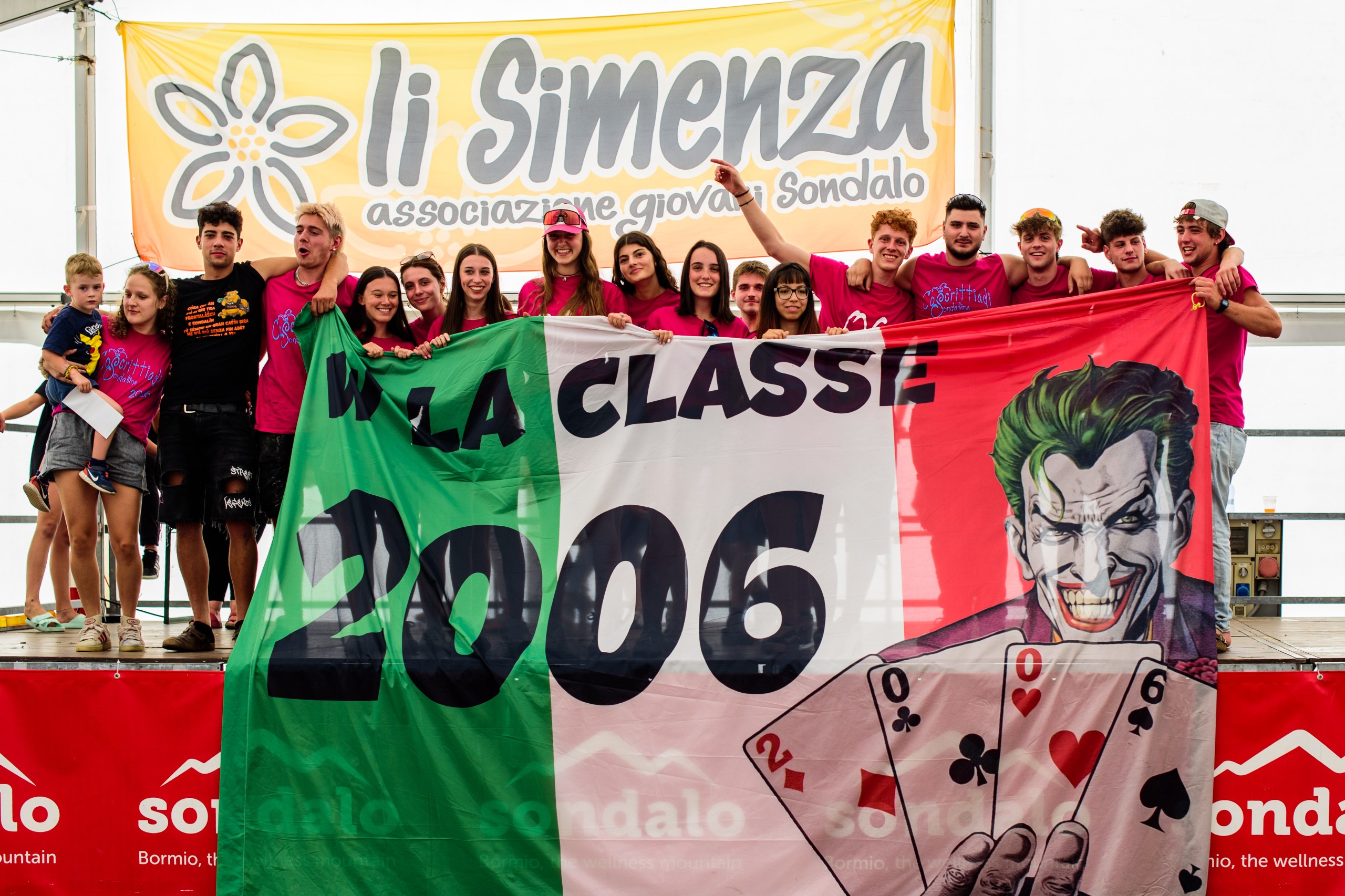 Immagine gallery articolo Alla quattordicesima edizione delle Coscrittiadi Sondaline trionfano i Coscritti del 2004