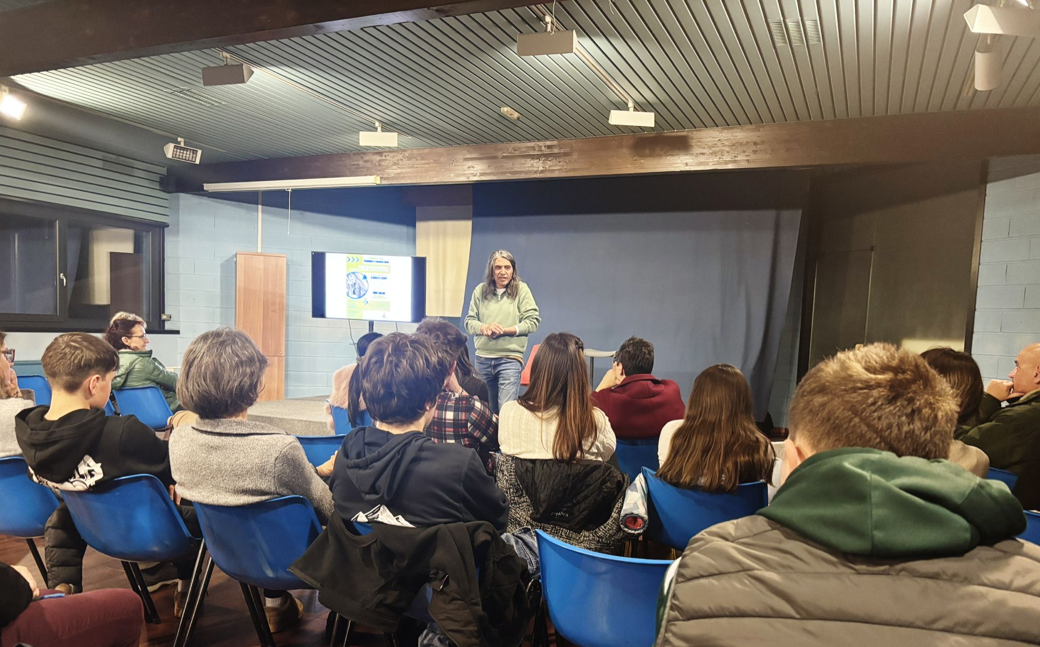 Immagine gallery articolo Sondalo: partecipazione e riflessione all’incontro “Dire NO alla droga! – Dipendenze e sostanze… Capire è il primo passo”