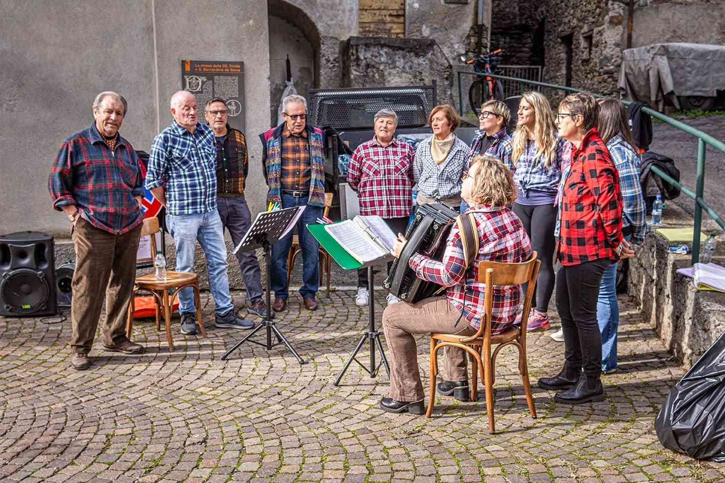 Immagine gallery articolo A Sondalo torna La Miğiondàra: la festa d’autunno tra gusto, tradizione e natura