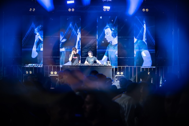 Immagine gallery articolo Strakolor Sondrio e kolor party night un'esplosione di colori, musica e allegria