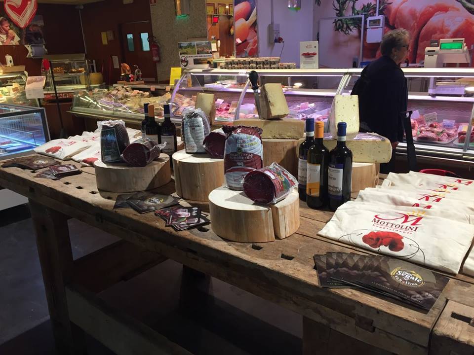 Azienda Supermercato Le Rocce, Poggiridenti | Calendario Valtellinese