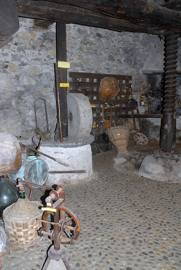 Il torchio di Cerido | Blog di Valendario Valtellinese